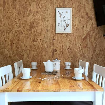 Table à manger dans le séjour